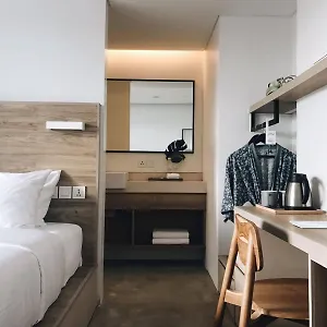 Lloyd's Bali 4* Seminyak